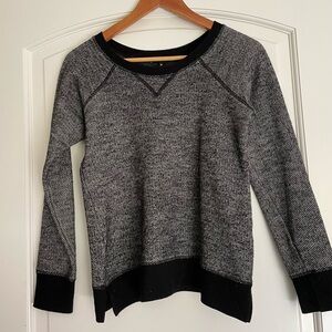 David Kahn Black and Gray Crew Neck Sweater